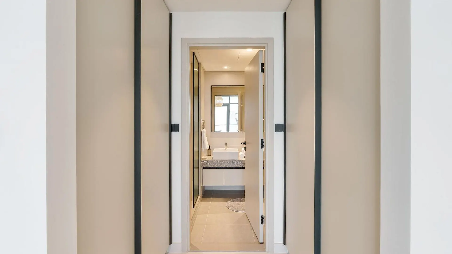 Luxurious 2Br In Beachfront With Marina Skyline View Dubai United Arab Emirates